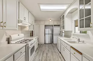 2280 E Valley Pkwy, Escondido, CA 92027 - Photo 9