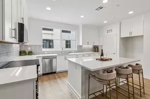 2572 Delphinium Ln, Carlsbad, CA 92008 - Photo 7