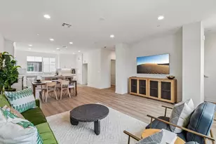2572 Delphinium Ln, Carlsbad, CA 92008 - Photo 3