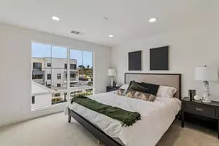 2572 Delphinium Ln, Carlsbad, CA 92008 - Photo 17