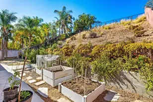 1484 Corte La Mantua, Escondido, CA 92026 - Photo 5
