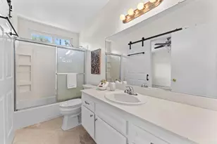 939 Chablis Ln, Vista, CA 92083 - Photo 37