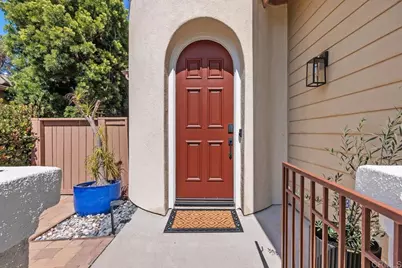 1034 Alexandra Lane, Encinitas, CA 92024 - Photo 3