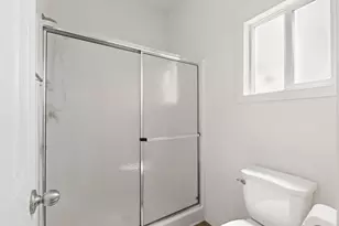 1045 E Vista Way, Vista, CA 92084 - Photo 15