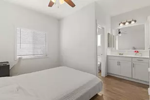 1045 E Vista Way, Vista, CA 92084 - Photo 13