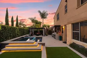 809 Dolphin Cir, Encinitas, CA 92024 - Photo 3