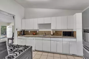 610 W 11th Ave, Escondido, CA 92025 - Photo 9