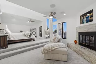 6105 Avenida Chamnez, La Jolla, CA 92037 - Photo 21