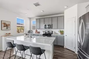 887 Brookdale Dr, Vista, CA 92081 - Photo 11