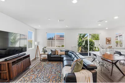 887 Brookdale Drive, Vista, CA 92081 - Photo 9