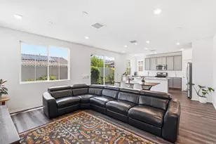 887 Brookdale Dr, Vista, CA 92081 - Photo 13