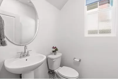 887 Brookdale Drive, Vista, CA 92081 - Photo 17