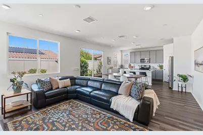 887 Brookdale Drive, Vista, CA 92081 - Photo 7