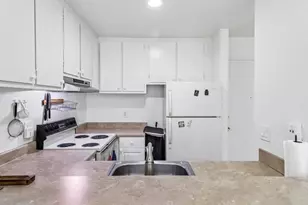 4060 Huerfano Ave, San Diego, CA 92117 - Photo 5