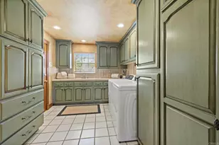 36910 Pauba Rd, Temecula, CA 92592 - Photo 57