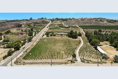  36910 Pauba Rd, Temecula, CA 92592 - Photo 5