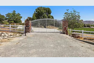  36910 Pauba Rd, Temecula, CA 92592 - Photo 9