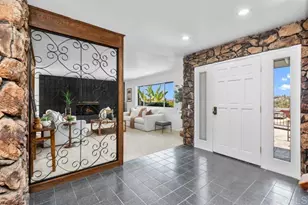 667 Crescent Ln, Vista, CA 92084 - Photo 5