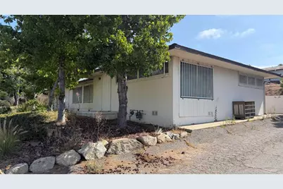702 Civic Center Drive, Vista, CA 92084 - Photo 1