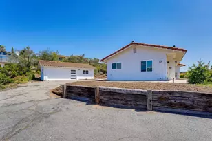 10236 Lake Meadow Ln, Escondido, CA 92026 - Photo 39