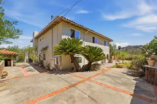 1865 Highgrove Dr, Escondido, CA 92027 - Photo 19