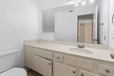 25177 Calle De Tres Amigos, Murrieta, CA 92563 - Photo 19