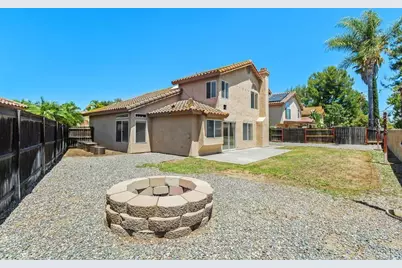 25177 Calle De Tres Amigos, Murrieta, CA 92563 - Photo 31