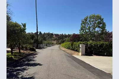  Hawks View Way, Fallbrook, CA 92028 - Photo 17
