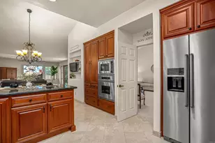 2587 Magellan Ln, Vista, CA 92081 - Photo 13