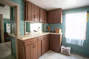 467 W G St, Colton, CA 92324 - Photo 9