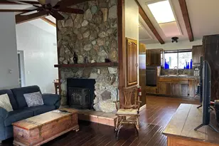 18461 Santa Anita St St, Tehachapi, CA 93561 - Photo 9