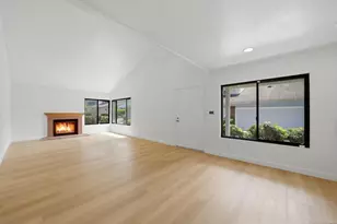 8210 Caminito Modena, La Jolla, CA 92037 - Photo 13
