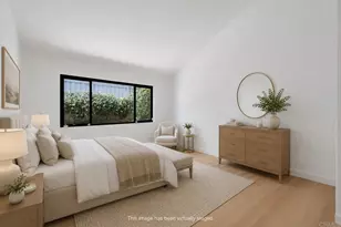8210 Caminito Modena, La Jolla, CA 92037 - Photo 25