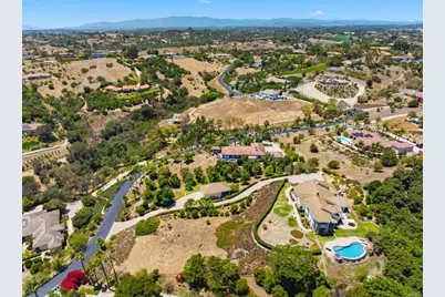 2292 Dos Lomas, Fallbrook, CA 92028 - Photo 45