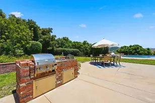 2292 Dos Lomas, Fallbrook, CA 92028 - Photo 49