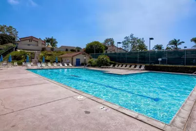 6805 Briarwood Drive, Carlsbad, CA 92011 - Photo 37