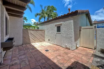 6805 Briarwood Drive, Carlsbad, CA 92011 - Photo 27