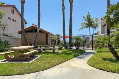 6805 Briarwood Drive, Carlsbad, CA 92011 - Photo 33