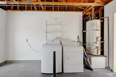 6805 Briarwood Drive, Carlsbad, CA 92011 - Photo 29