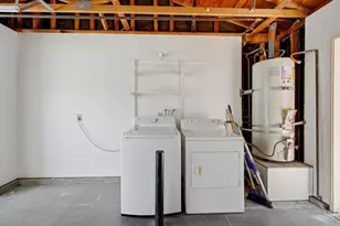 6805 Briarwood Dr, Carlsbad, CA 92011 - Photo 29