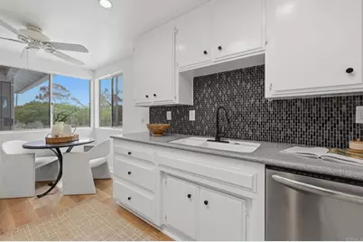 2202 Greenbrier Drive, Oceanside, CA 92054 - Photo 15