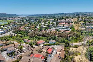 7400 Altiva Pl, Carlsbad, CA 92009 - Photo 41