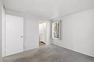 7400 Altiva Pl, Carlsbad, CA 92009 - Photo 15