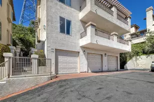 7400 Altiva Pl, Carlsbad, CA 92009 - Photo 21