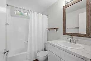 7400 Altiva Pl, Carlsbad, CA 92009 - Photo 13