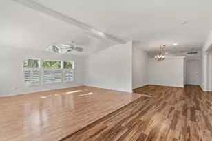 8975 Lawrence Welk Dr, Escondido, CA 92026 - Photo 11