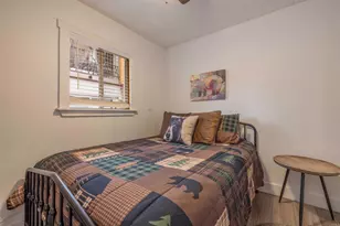 271 Leonard Ln, Sugarloaf, CA 92386 - Photo 15