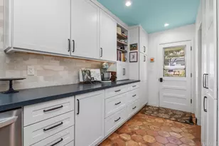 1718 Law St, San Diego, CA 92109 - Photo 7