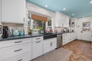 1718 Law St, San Diego, CA 92109 - Photo 3