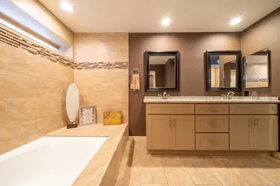 4016 Layang Layang Circle #C, Carlsbad, CA 92008 - Photo 29
